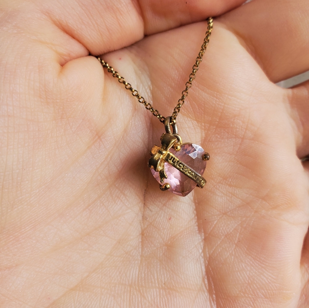 Juicy Couture heart necklace